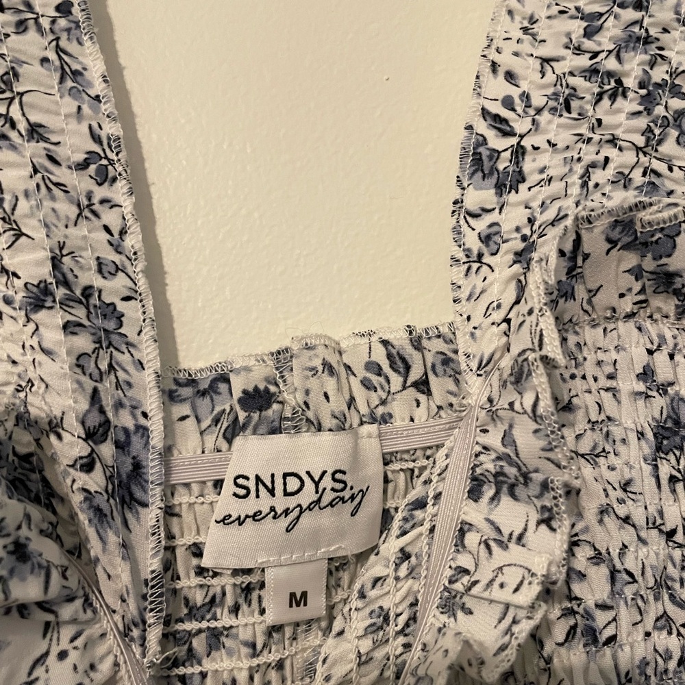 Revolve SNDYS everyday dress blue floral very flattering